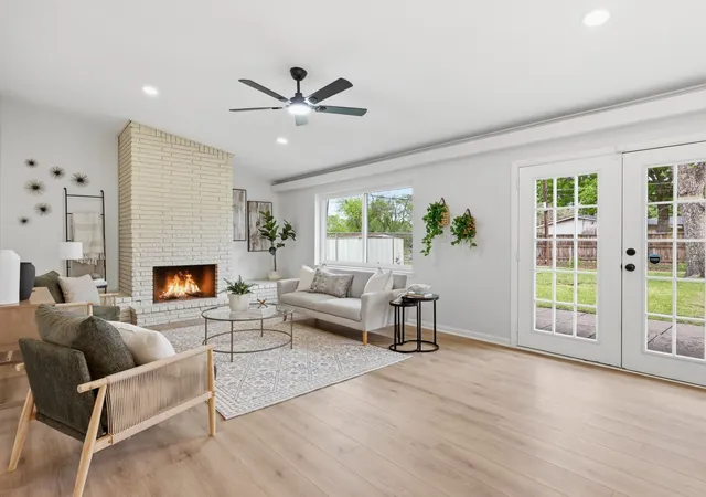 Photo 3 of Single family home for sale at 732 Pinehurst Dr, Richardson, TX 75080 | MLS# 21382778 | Listing updated on 2026-10-03