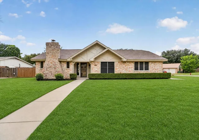 Photo 1 of Single family home for sale at 5817 Stone Dr, North Richland Hills, TX 76180 | MLS# 21384070 | Listing updated on 2026-09-12