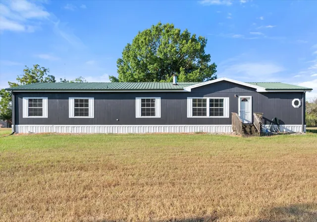 Photo 1 of Manufactured home for sale at 610 Fm 2859, Corsicana, TX 75109 | MLS# 21383648 | Listing updated on 2026-09-12