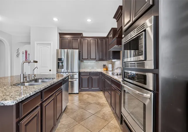 Photo 4 of Single family home for sale at 105 Zion Ln, Forney, TX 75126 | MLS# 21381665 | Listing updated on 2026-09-12