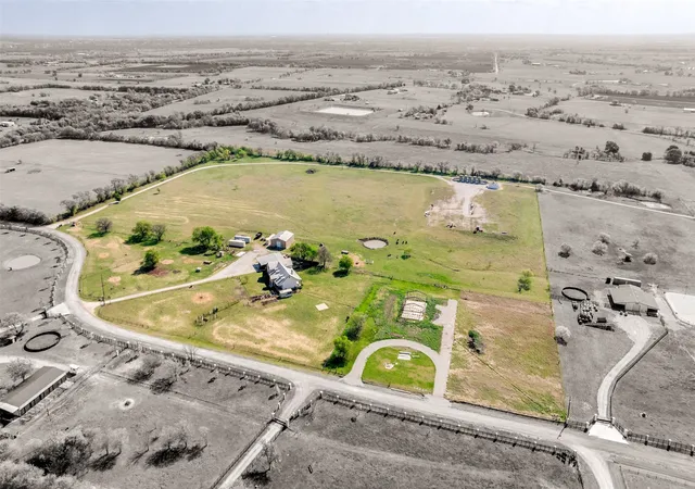 Photo 1 of House for sale at 5855 Western Star Dr, Justin, TX 76247 | MLS# 21380019 | Listing updated on 2026-09-12