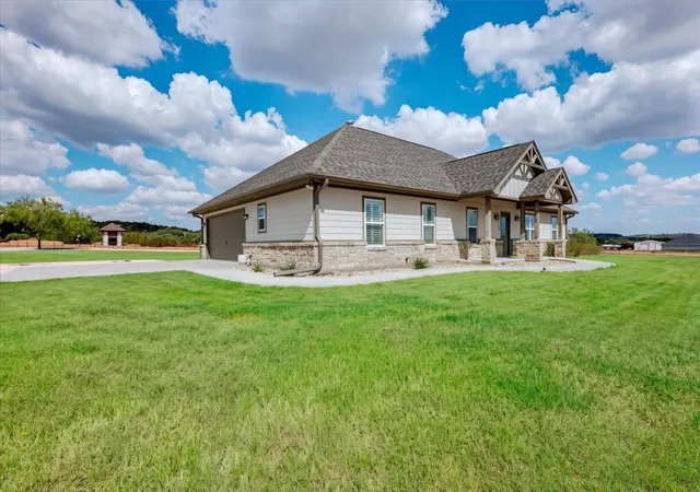 Photo 2 of Land for sale at 335 Remuda Trl, Stephenville, TX 76401 | MLS# 21383583 | Listing updated on 2026-09-17