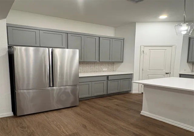 Photo 3 of Single family home for sale at 1736 Everglades Dr, Forney, TX 75126 | MLS# 21384121 | Listing updated on 2026-09-12