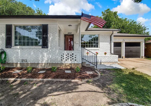 Photo 1 of Single family home for sale at 4840 Overton Ave, Fort Worth, TX 76133 | MLS# 21384154 | Listing updated on 2026-09-12
