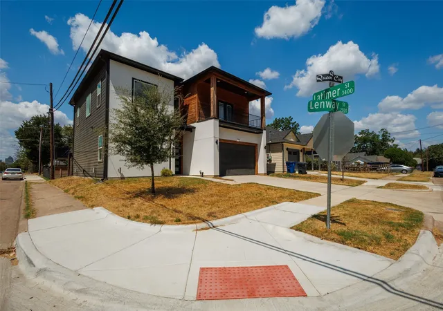 Photo 2 of Single family home for sale at 2501 Lenway St, Dallas, TX 75215 | MLS# 21373343 | Listing updated on 2026-09-14