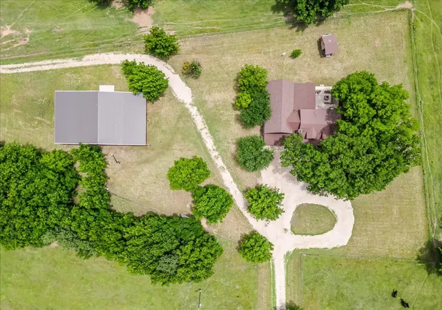 Photo 1 of Land for sale at 2550 County Rd 123, Comanche, TX 76442 | MLS# 21382168 | Listing updated on 2026-09-14