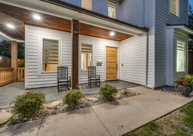 Photo 3 of Single family home for sale at 566 Hambrick Rd, Dallas, TX 75218 | MLS# 21383068 | Listing updated on 2026-10-04