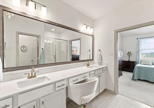 Photo 4 of Townhouse for sale at 612 4th Street, Argyle, TX 76226 | MLS# 21382661 | Listing updated on 2026-09-12