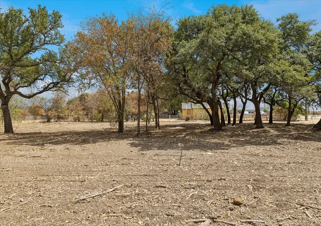 Photo 2 of Land for sale at 1514 W Bankhead Hwy, Weatherford, TX 76086 | MLS# 21383157 | Listing updated on 2026-09-12