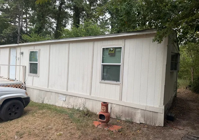 Photo 3 of Manufactured home for sale at 21485 Ravenwood Dr, Chandler, TX 75758 | MLS# 21384223 | Listing updated on 2026-09-12