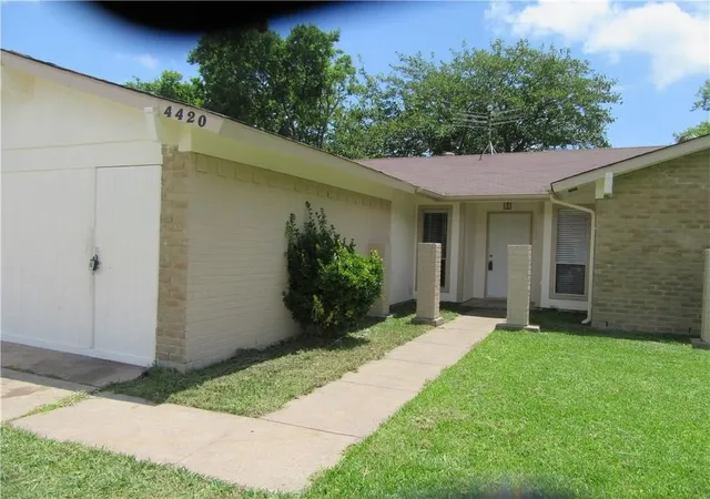 Photo 1 of Single family home for sale at 4420 Via Del Norte, Mesquite, TX 75150 | MLS# 21384194 | Listing updated on 2026-09-14