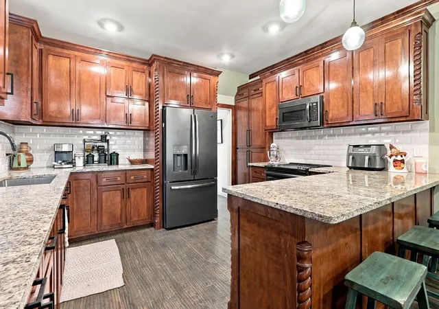 Photo 4 of Single family home for sale at 2612 Idaho Ave, Dallas, TX 75216 | MLS# 21384249 | Listing updated on 2026-09-13
