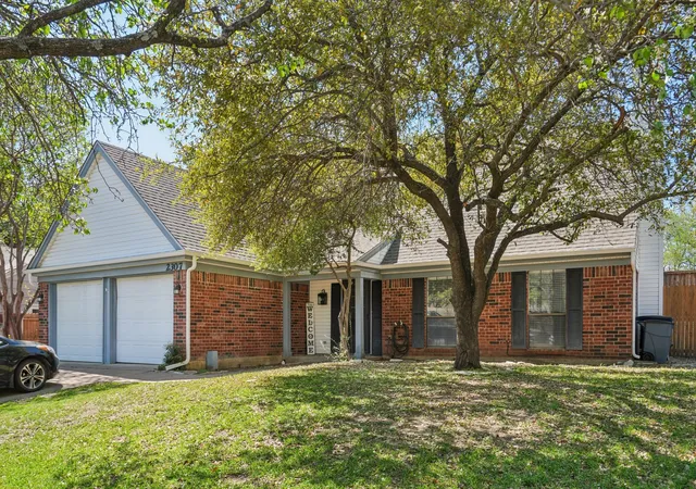 Photo 1 of Single family home for sale at 2307 Harrington Ct, Euless, TX 76039 | MLS# 21384064 | Listing updated on 2026-09-12