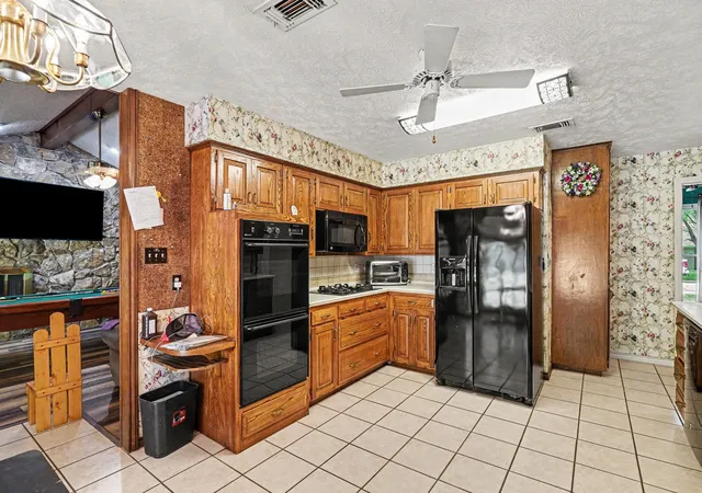 Photo 2 of Single family home for sale at 2149 Savannah Trl, Denton, TX 76205 | MLS# 21384266 | Listing updated on 2026-09-12