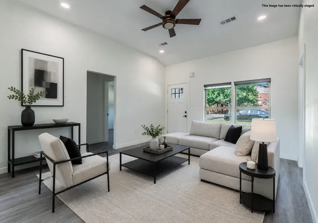 Photo 3 of Single family home for sale at 1808 N Waddill St, Mc Kinney, TX 75069 | MLS# 21375645 | Listing updated on 2026-09-13