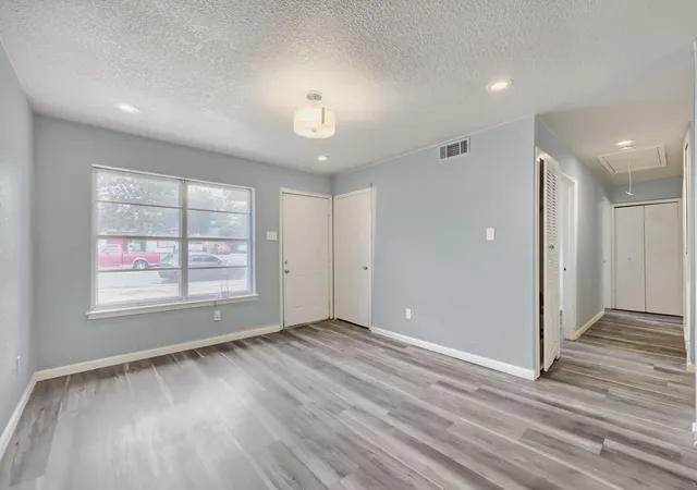 Photo 4 of Single family home for sale at 2706 Dewitt St, Irving, TX 75062 | MLS# 21381874 | Listing updated on 2026-09-12