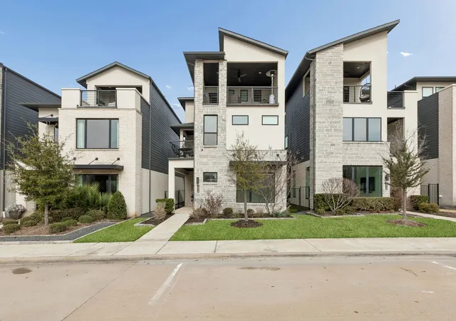 Photo 1 of Single family home for sale at 7424 Collin Mckinney Pkwy, Mc Kinney, TX 75070 | MLS# 21383292 | Listing updated on 2026-10-01