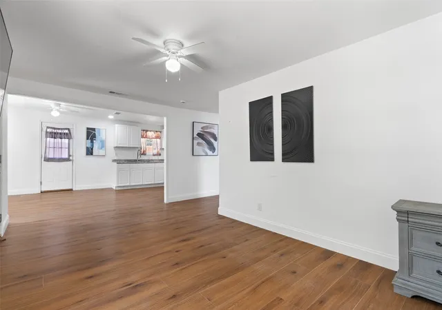 Photo 2 of Single family home for sale at 2803 Dennis Cir, Seagoville, TX 75159 | MLS# 21381020 | Listing updated on 2026-09-14