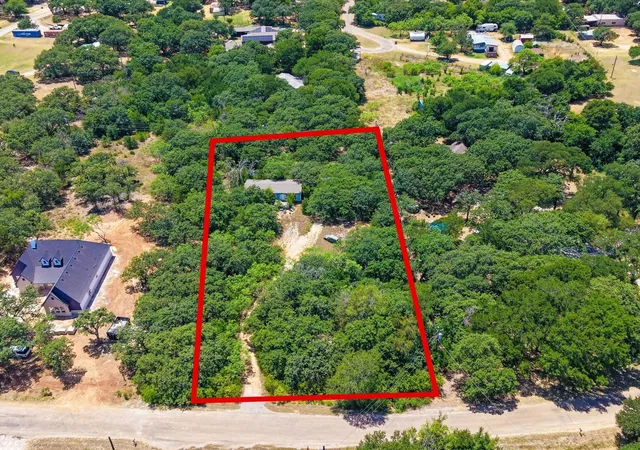 Photo 1 of Sale Pending at 5613 Thousand Oaks Dr, Joshua, TX 76058 | MLS# 21384288 | Listing updated on 2026-09-13