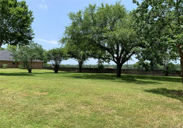 Photo 2 of Land for sale at Tbd Van Winkle Cir, Athens, TX 75751 | MLS# 21384336 | Listing updated on 2026-09-12