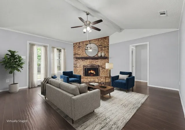 Photo 2 of Single family home for sale at 405 Sixpence Ln, Euless, TX 76039 | MLS# 21384188 | Listing updated on 2026-09-12