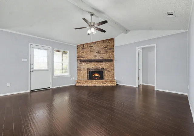 Photo 2 of Single family home for sale at 405 Sixpence Ln, Euless, TX 76039 | MLS# 21384188 | Listing updated on 2026-09-12