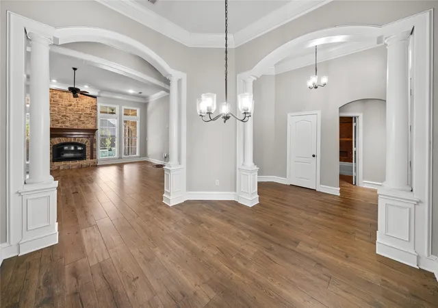 Photo 4 of Single family home for sale at 2322 Kingsmill Cir, Tyler, TX 75703 | MLS# 21384369 | Listing updated on 2026-09-12