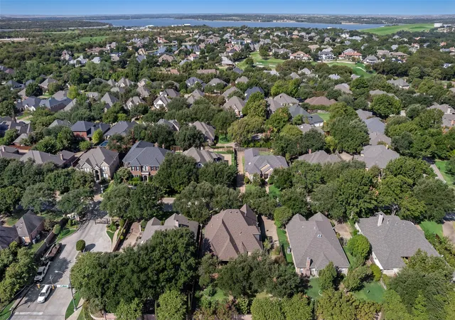 Photo 4 of Single family home for sale at 6813 Vista Ridge Dr E, Fort Worth, TX 76132 | MLS# 21384010 | Listing updated on 2026-09-12