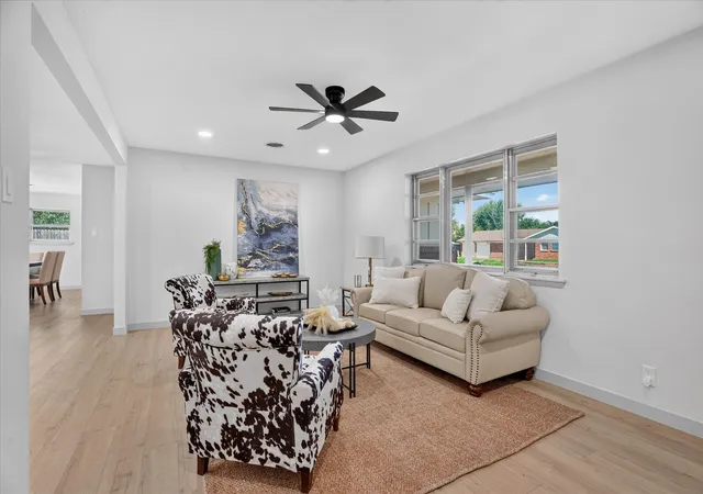 Photo 2 of Single family home for sale at 429 Fieldwood Ter, Hurst, TX 76053 | MLS# 21384282 | Listing updated on 2026-09-12