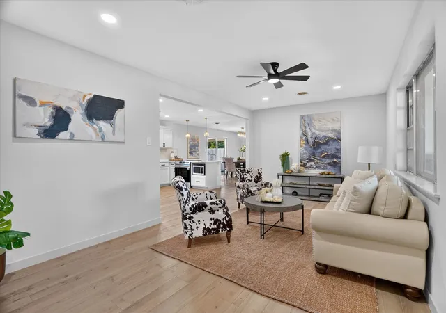 Photo 4 of Single family home for sale at 429 Fieldwood Ter, Hurst, TX 76053 | MLS# 21384282 | Listing updated on 2026-09-12