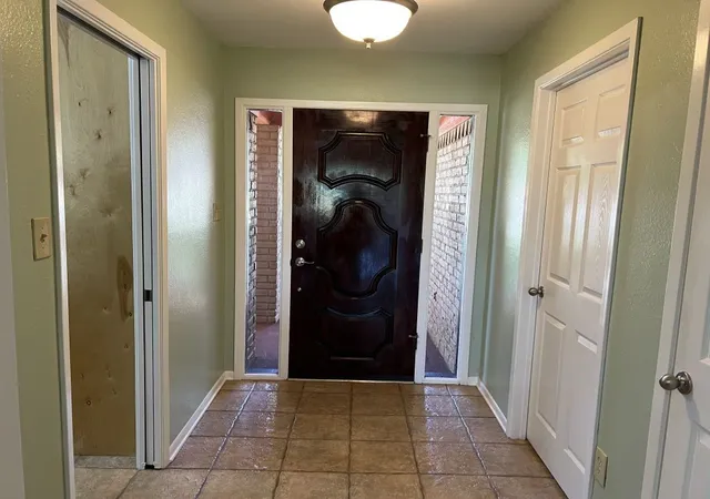 Photo 3 of Single family home for sale at 4401 River Oaks Dr, Brownwood, TX 76801 | MLS# 21384251 | Listing updated on 2026-09-14