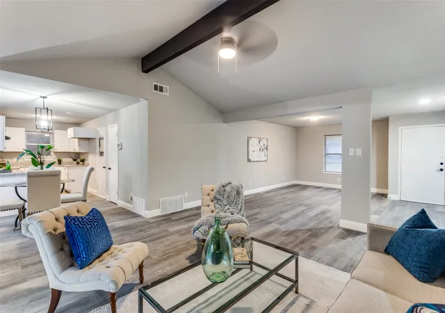 Photo 3 of Single family home for sale at 2801 Wren Ave, Fort Worth, TX 76133 | MLS# 21384406 | Listing updated on 2026-09-12