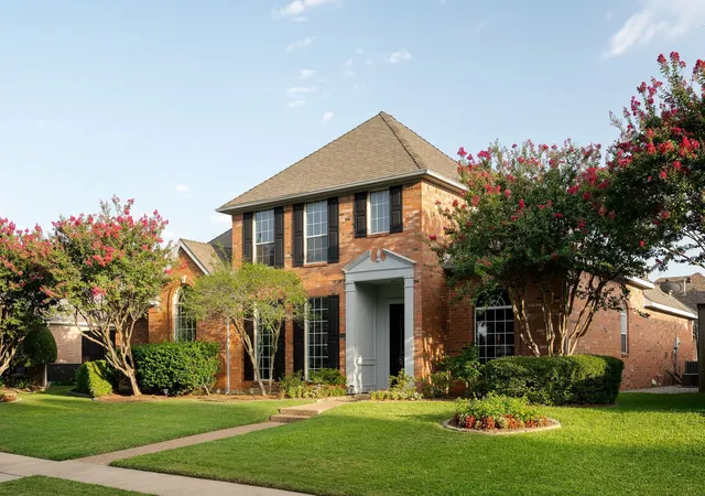 Photo 2 of Single family home for sale at 2412 Trophy Dr, Plano, TX 75025 | MLS# 21384170 | Listing updated on 2026-09-12