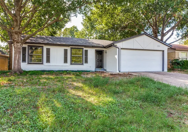 Photo 1 of Single family home for sale at 545 Panay Way Dr, Fort Worth, TX 76108 | MLS# 21384422 | Listing updated on 2026-09-12