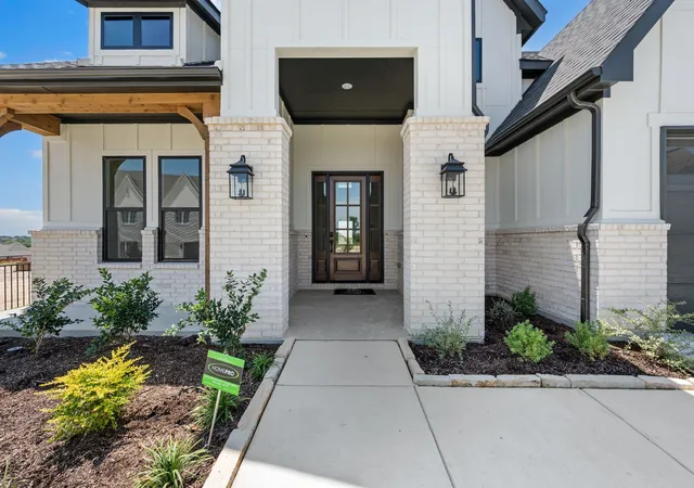 Photo 3 of Single family home for sale at 310 Scissor Tail Dr, Aledo, TX 76008 | MLS# 21384431 | Listing updated on 2026-09-15