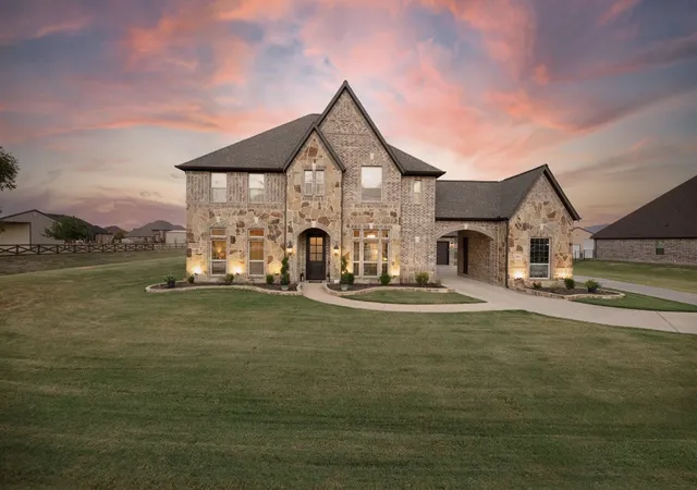 Photo 1 of Mansion for sale at 9411 Tay Ln, Justin, TX 76247 | MLS# 21380087 | Listing updated on 2026-09-12