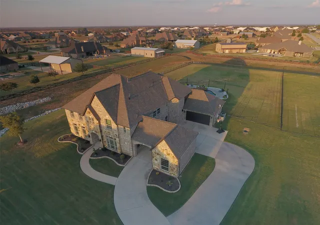 Photo 3 of Single family home for sale at 9411 Tay Ln, Justin, TX 76247 | MLS# 21380087 | Listing updated on 2026-09-12