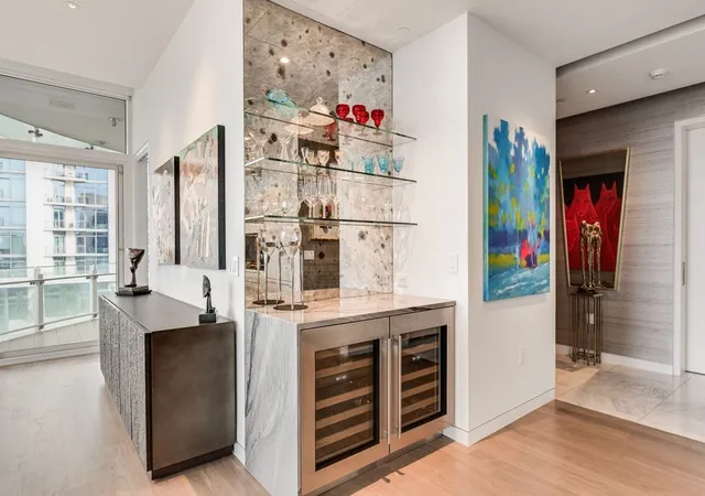 Photo 3 of Condo for sale at 1918 Olive St #1002, Dallas, TX 75201 | MLS# 21382783 | Listing updated on 2026-09-15