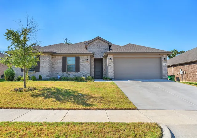 Photo 1 of Single family home for sale at 872 Alexandria Ln, Joshua, TX 76058 | MLS# 21380329 | Listing updated on 2026-09-12