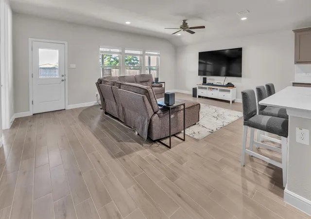 Photo 3 of Single family home for sale at 872 Alexandria Ln, Joshua, TX 76058 | MLS# 21380329 | Listing updated on 2026-09-12