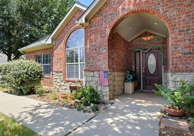 Photo 1 of Condo for sale at 3233 Rosehaven Dr #1610, Fort Worth, TX 76116 | MLS# 21384049 | Listing updated on 2026-09-12