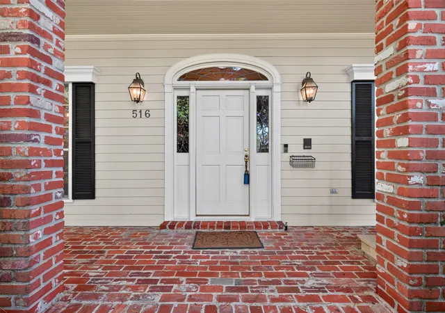 Photo 3 of Single family home for sale at 516 Northampton Dr, Shreveport, LA 71106 | MLS# 21384452 | Listing updated on 2026-09-14