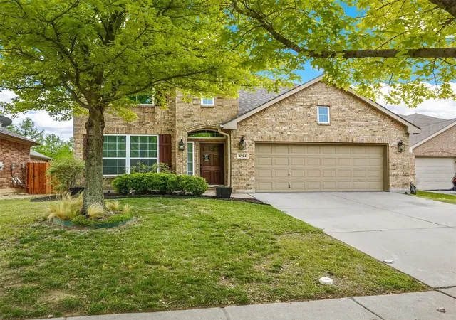 Photo 2 of Single family home for sale at 4924 Obrien Way, Fort Worth, TX 76244 | MLS# 21383447 | Listing updated on 2026-09-16