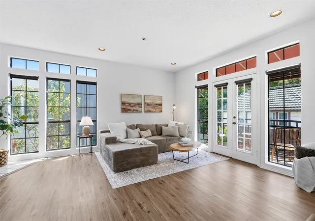 Photo 3 of Sale Pending at 6248 Oram St #14, Dallas, TX 75214 | MLS# 21384365 | Listing updated on 2026-09-15