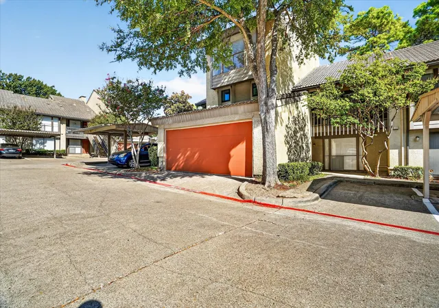 Condo for sale at 4573 N O Connor Rd #1331, Irving, TX 75062 | MLS# 21384497