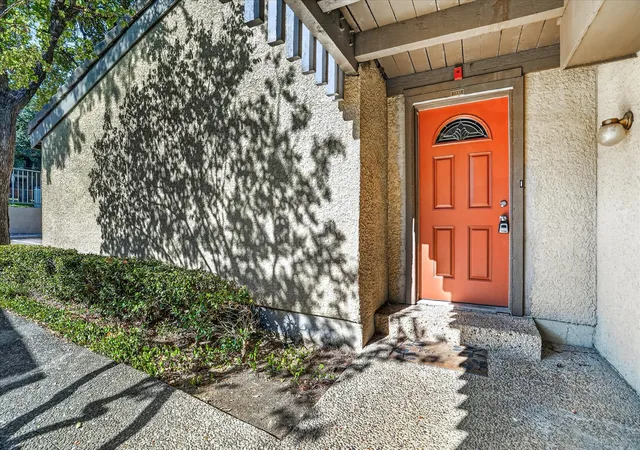 Photo 2 of Condo for sale at 4573 N O Connor Rd #1331, Irving, TX 75062 | MLS# 21384497 | Listing updated on 2026-09-12