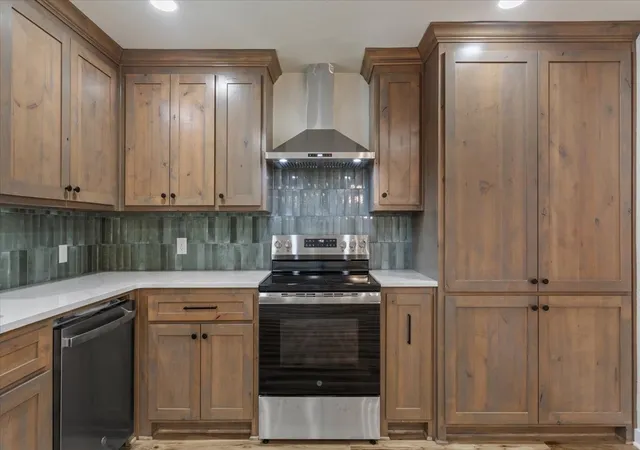 Photo 3 of Single family home for sale at 813 N 57th Street, Waco, TX 76710 | MLS# 21382841 | Listing updated on 2026-09-12