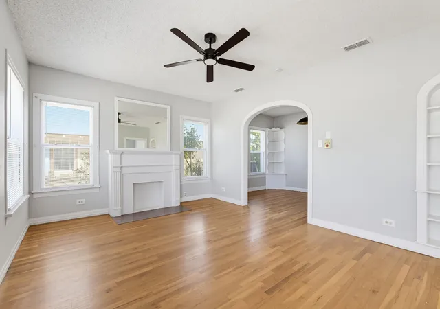 Photo 2 of Single family home for sale at 889 Beech St, Abilene, TX 79601 | MLS# 21383578 | Listing updated on 2026-10-01
