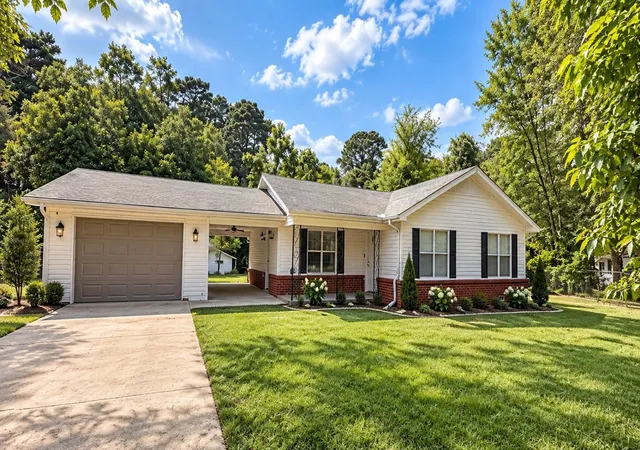 Single family home for sale at 1313 Silver Fls, Longview, TX 75604 | MLS# 21384581