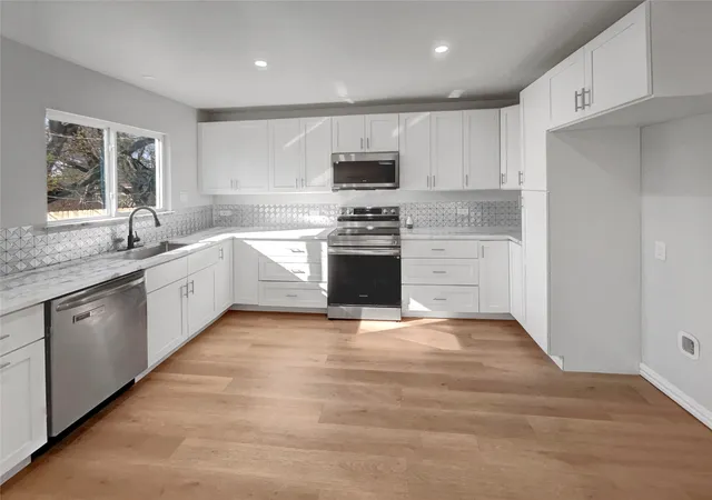 Photo 2 of Single family home for sale at 9618 Tamalpais Dr, Dallas, TX 75217 | MLS# 21384577 | Listing updated on 2026-09-12